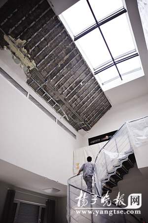 500萬豪宅吊頂突然墜落業主強烈要求退房(圖)