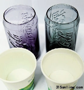 78℃泡出來的水,看不出異樣。黃佳健 攝