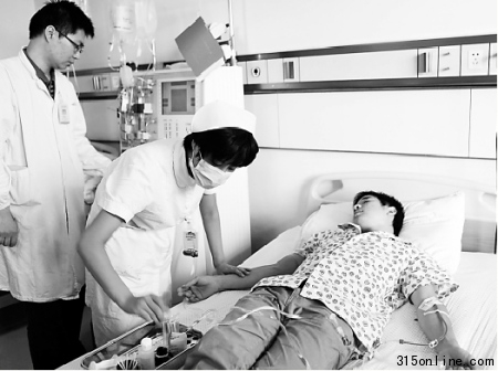 小伙捐干細(xì)胞救人遭家族阻攔被爺爺威脅斷絕關(guān)系