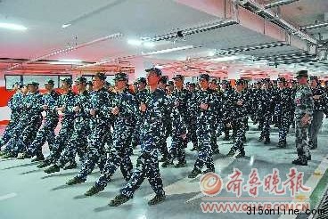 山東多所高校軍訓(xùn)大瘦身校方稱系學(xué)生體質(zhì)下降