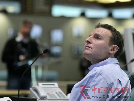 Facebook(ni)ʿ۹ CFO׬F(xin)500f(wn)Ԫ