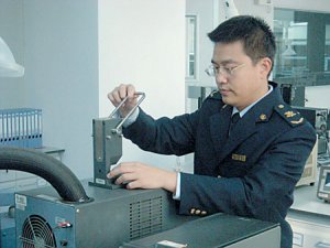 Ǿ䣺ΣC@